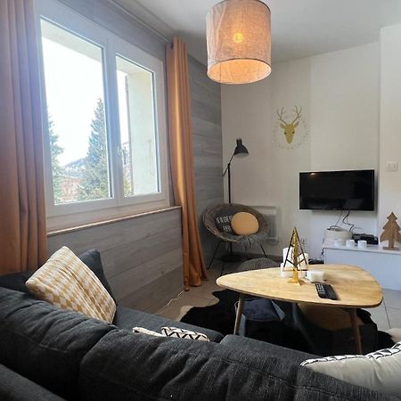 Jaune Genepi - 4 Personnes - 49M2 Et 17M2 Terrasse فالوار المظهر الخارجي الصورة